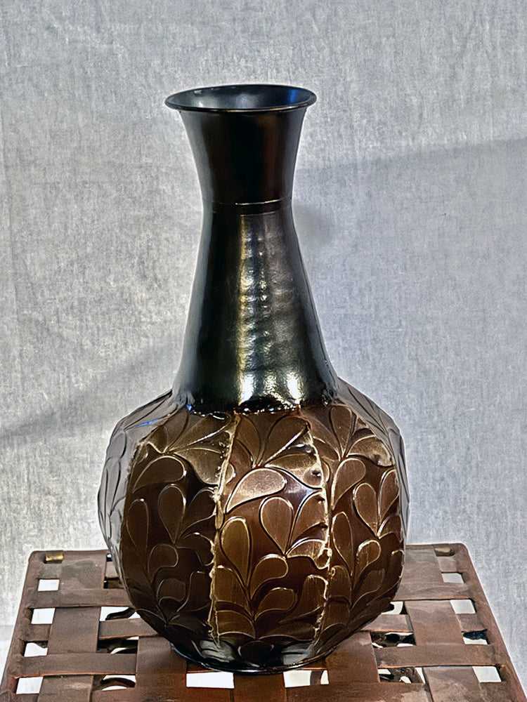 13 inch Metal Vase with Decorative Floral Design 29 Silk Plants Canada