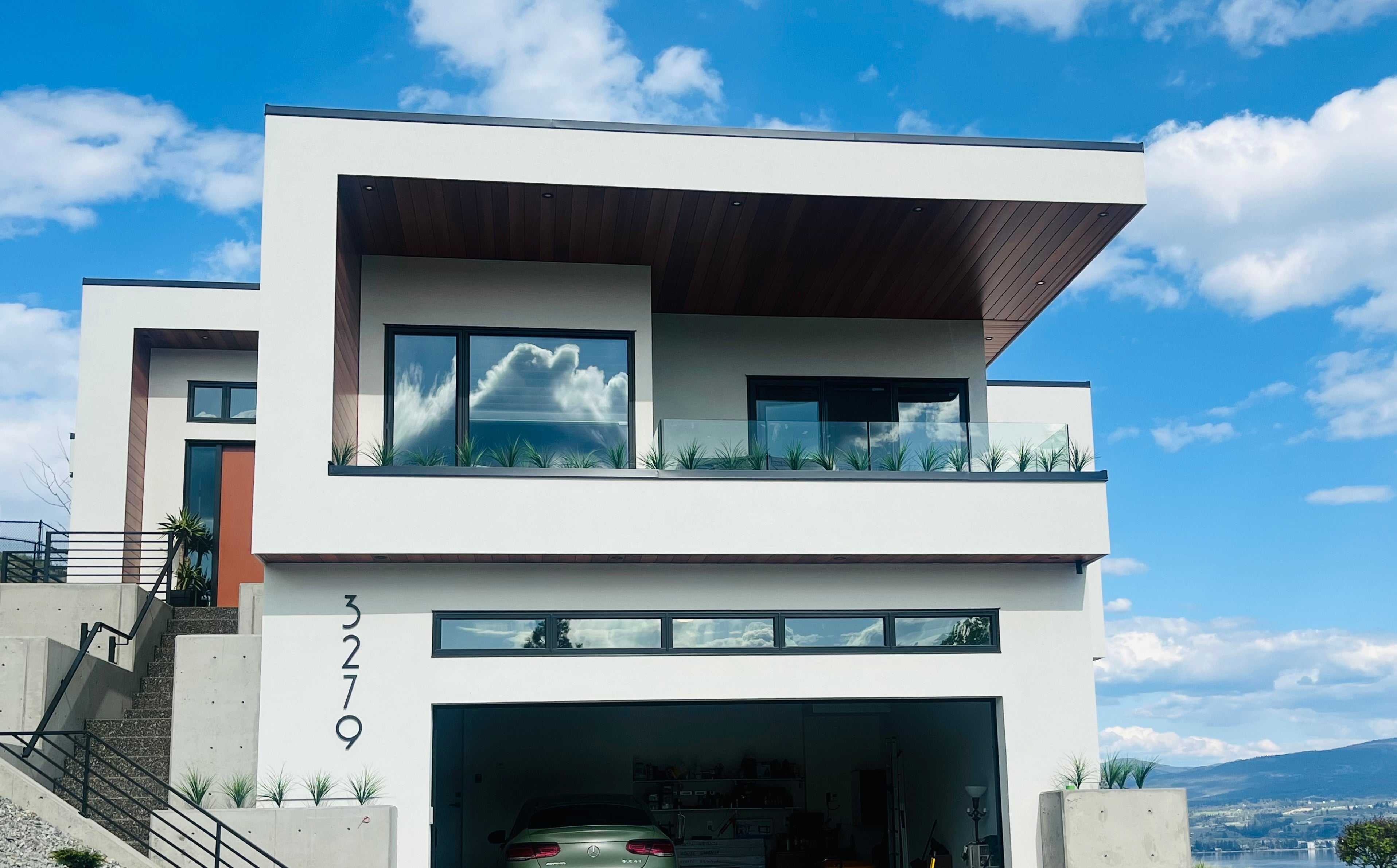 21 inch Artificial Plastic Grass Bush Green for Indoor and Outdoor